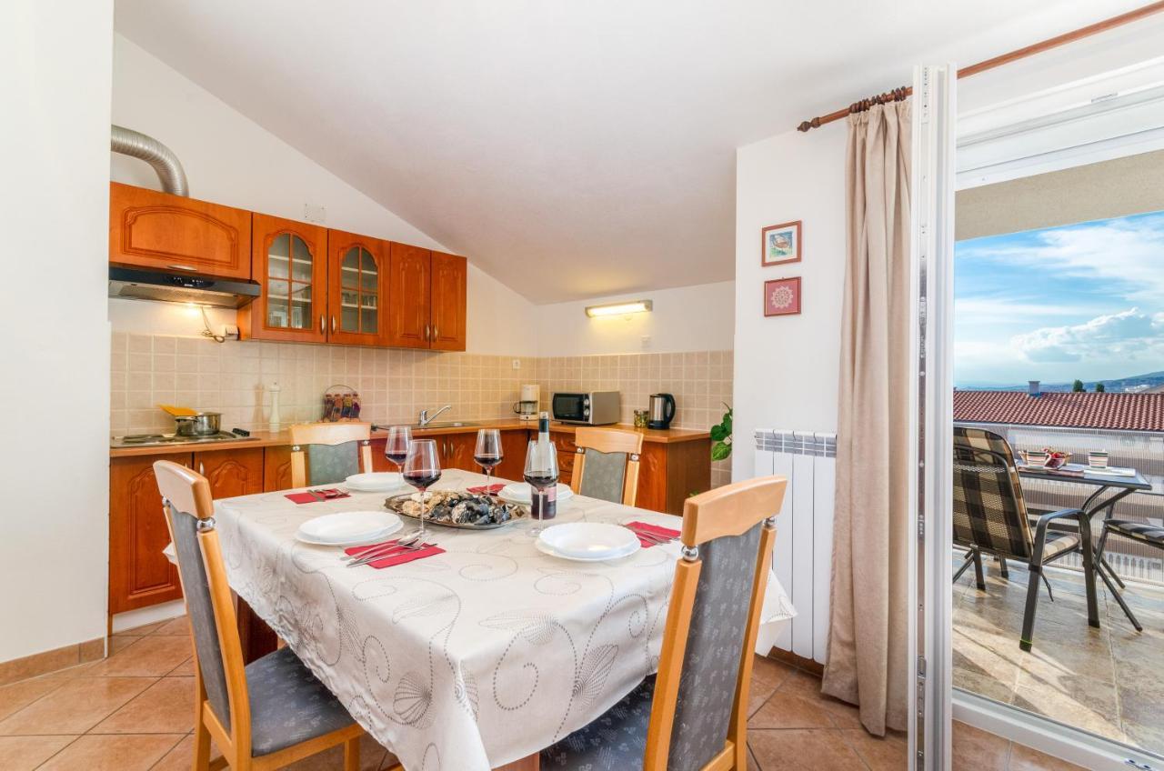 Apartmani Suncica Selce Exterior foto