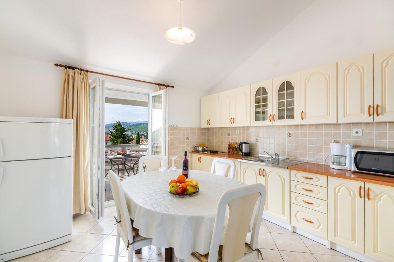 Apartmani Suncica Selce Exterior foto